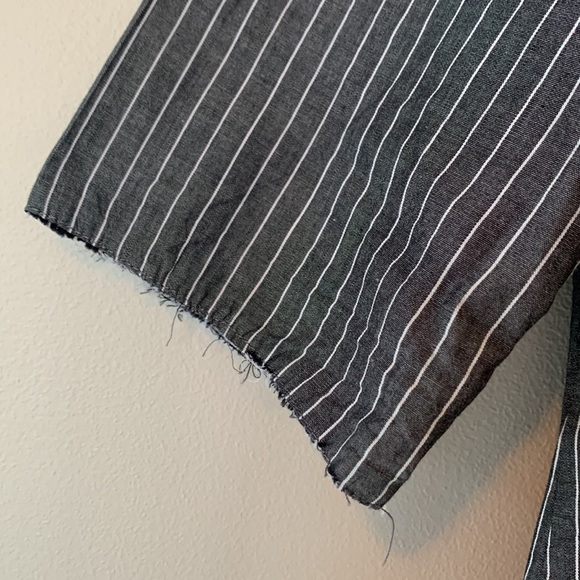 Asymmetrical hem gray and white striped top - Picture 3 of 5